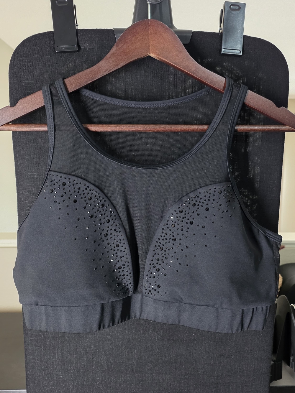 Luxeit Black Rhinestone Sports Bra
